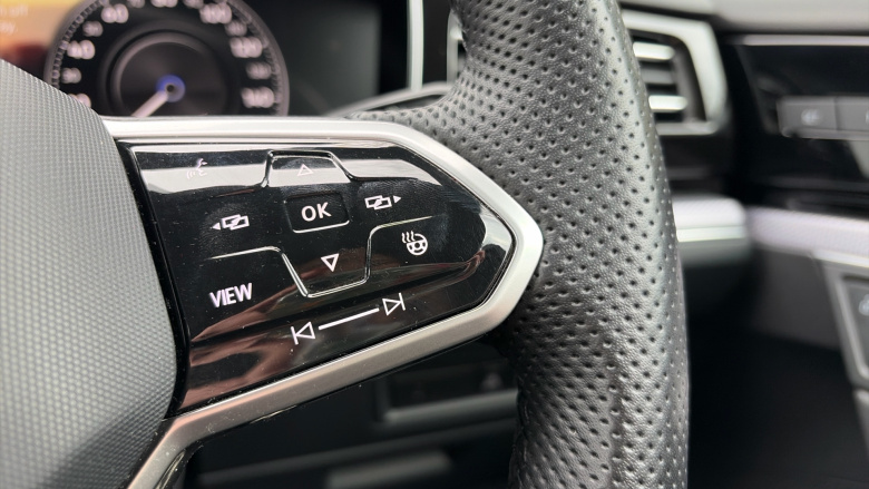 Volkswagen Touareg 3.0 V6 TDI 4Motion Black Edition 5dr Tip Auto Diesel Estate